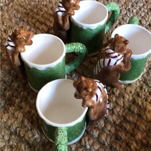Log cabin Christmas mugs